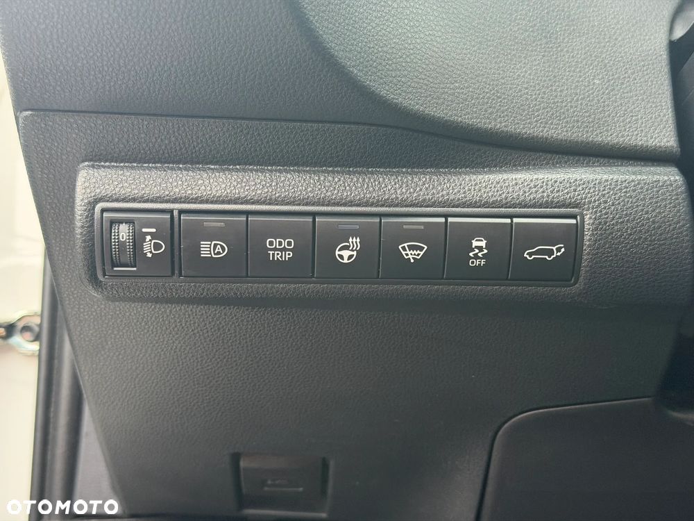 Toyota Corolla 2.0 Hybrid GR Sport Dynamic - 21