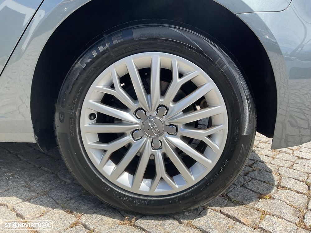Audi A3 Sportback 30 TDI - 22