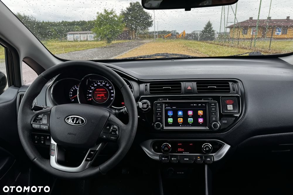 Kia Rio - 8