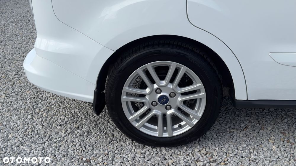 Ford Tourneo Courier 1.0 EcoBoost S&S Titanium - 14