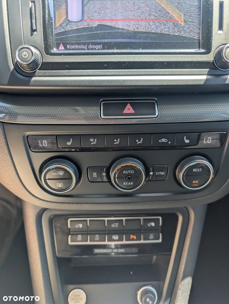 Volkswagen Sharan 2.0 TDI DSG 4MOTION IQ.DRIVE - 25