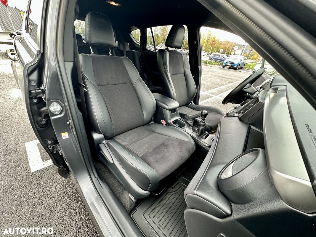 Toyota RAV4 2.0 D-4D 2WD Executive - 29