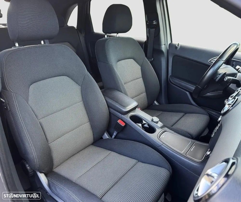 Mercedes-Benz B 180 - 6