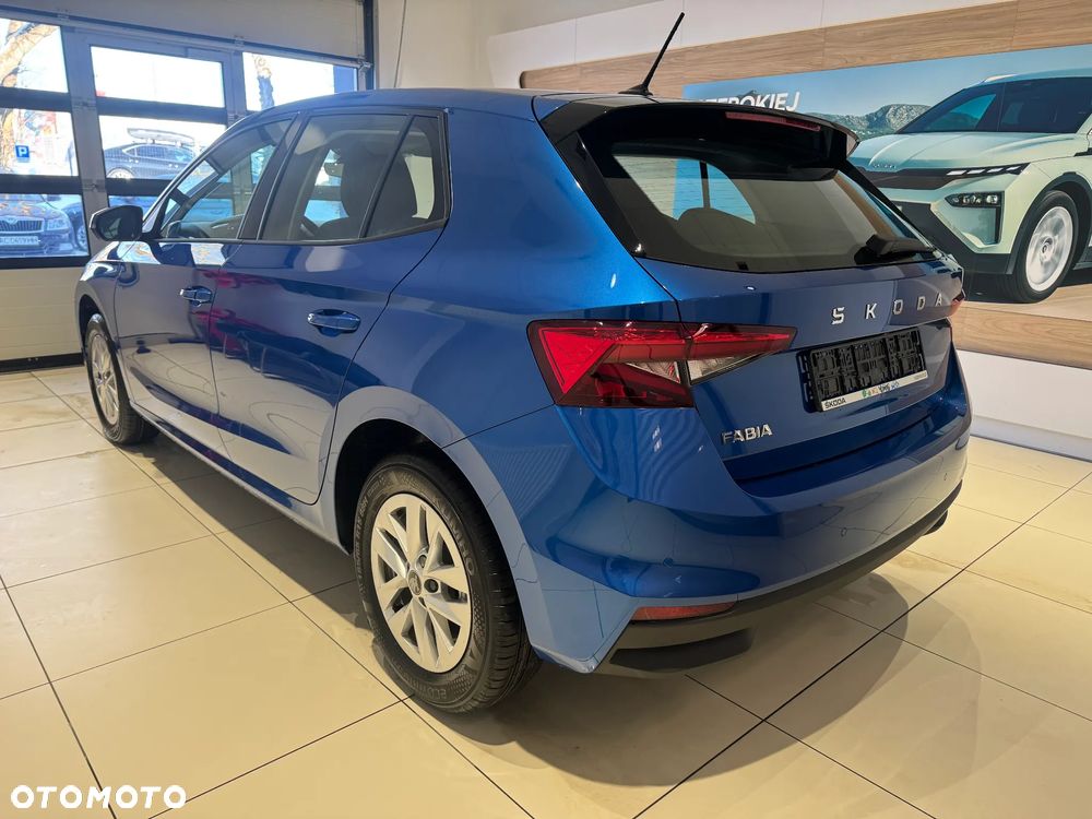 Skoda Fabia 1.0 TSI Drive - 4