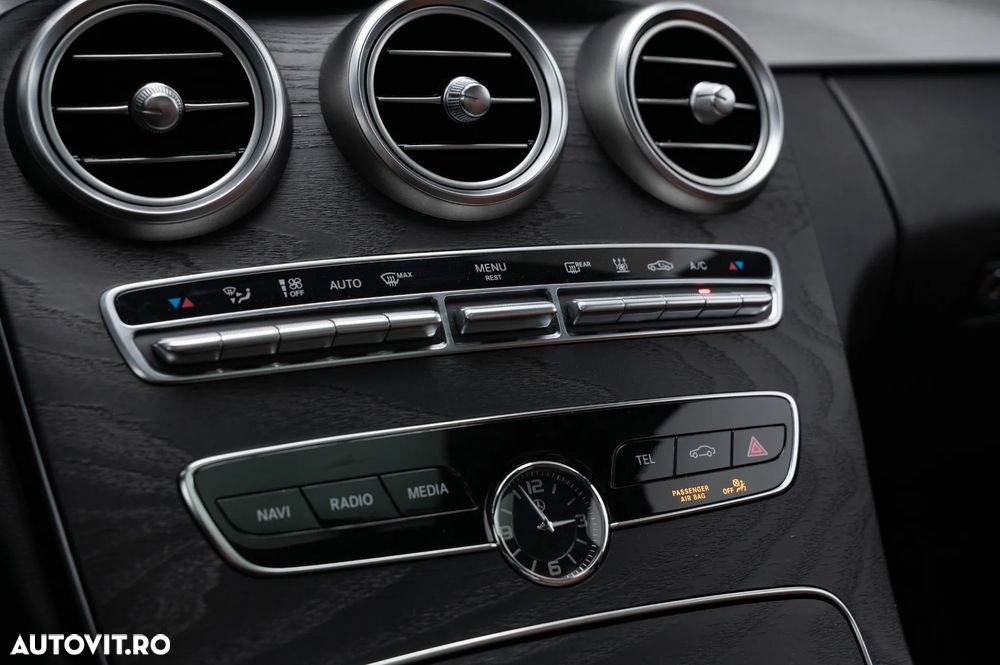 Mercedes-Benz C 300 de 9G-TRONIC AMG Line - 25