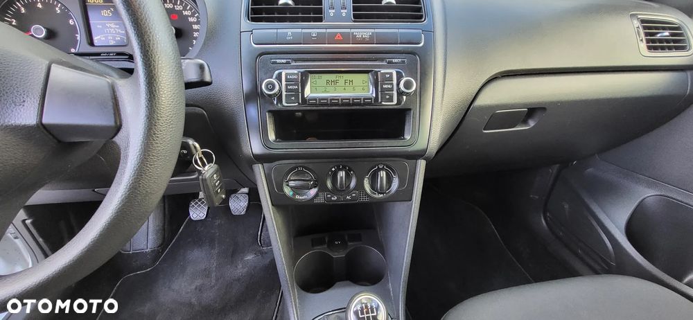 Volkswagen Polo 1.2 Comfortline - 20