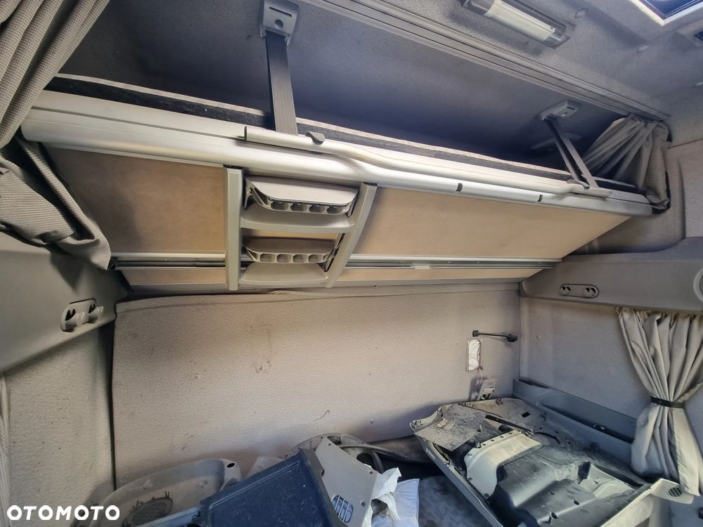 ŁÓŻKO GÓRNE KOMPLETNE DAF 105 SUPER SPACE CAB - 1