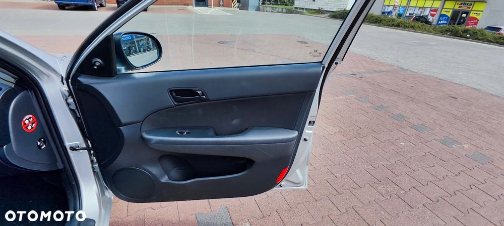Hyundai i30 1.4 Base - 15