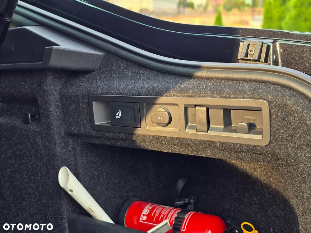 Skoda Superb 2.0 TSI Sportline DSG - 32