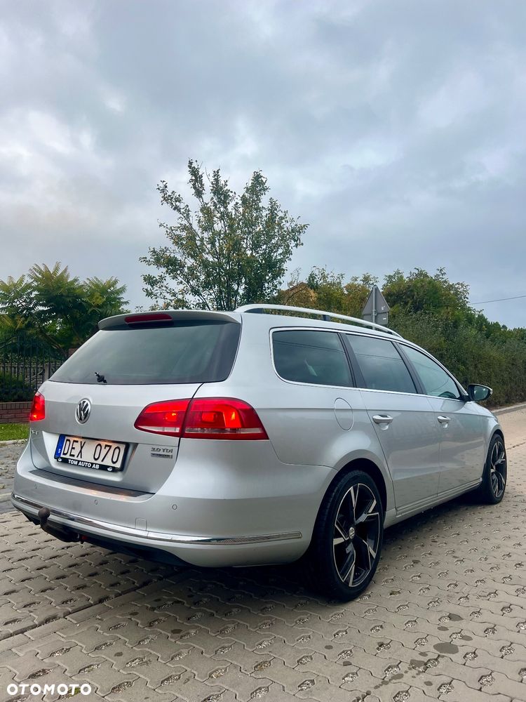 Volkswagen Passat 2.0 TDI Comfortline - 4