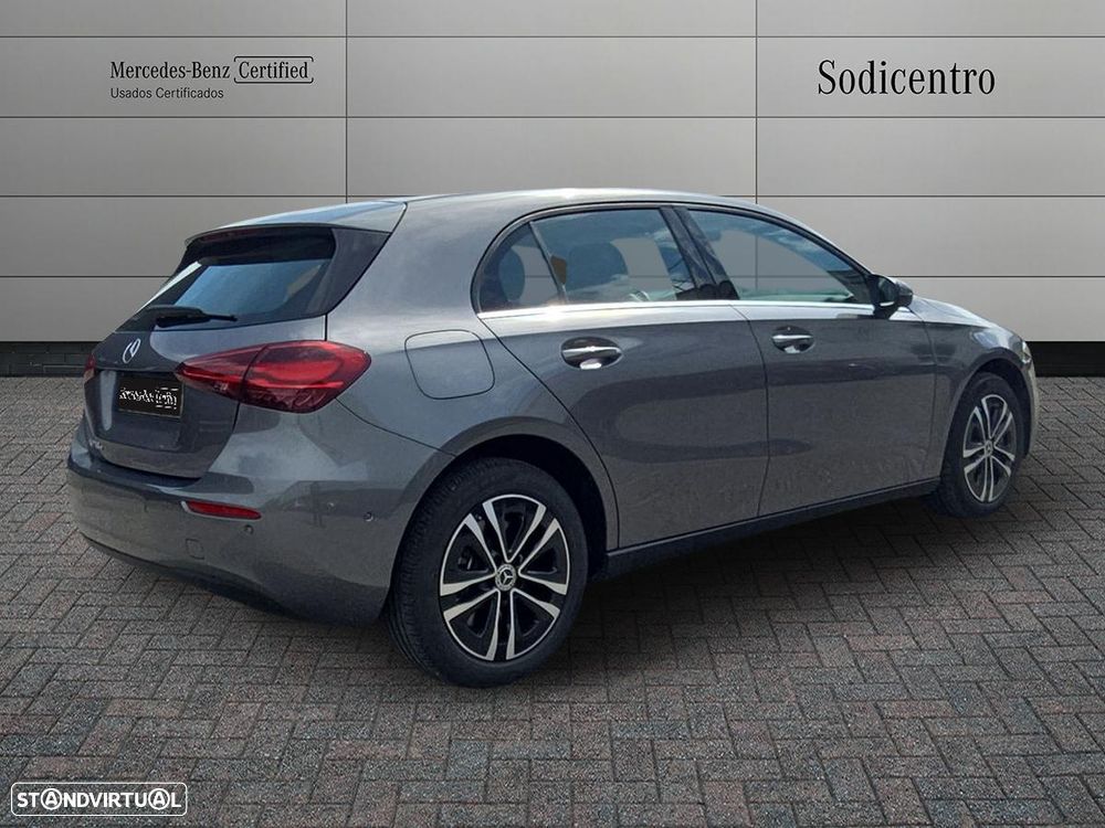 Mercedes-Benz A 250 e - 4