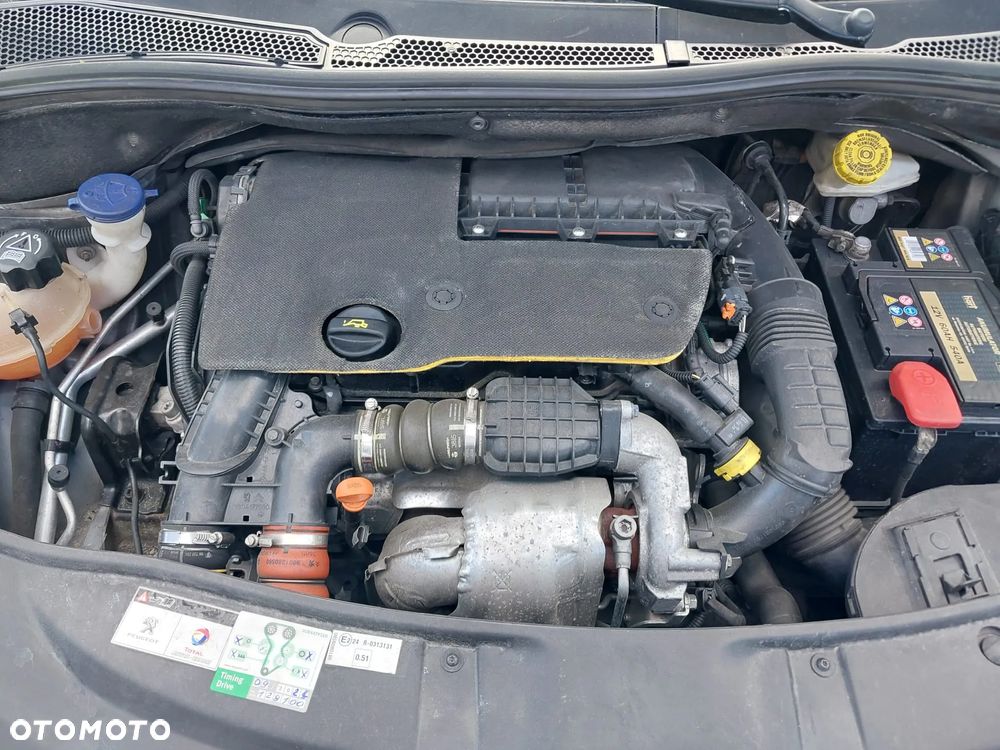 Peugeot 2008 - 10