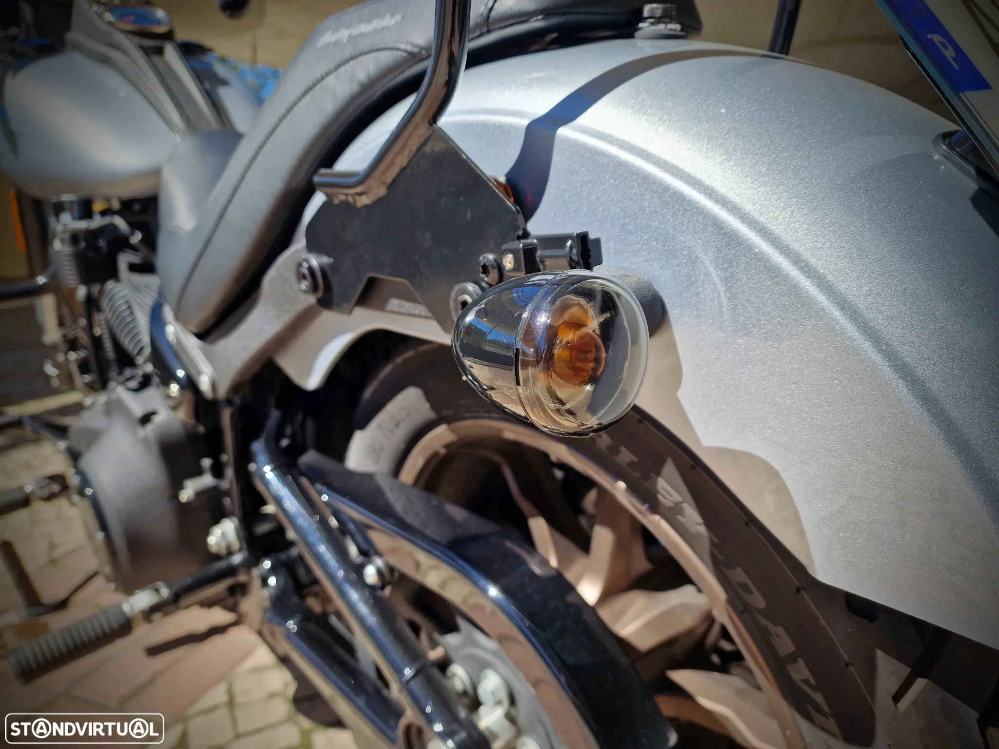 Harley-Davidson FXLR Low Rider S - 14
