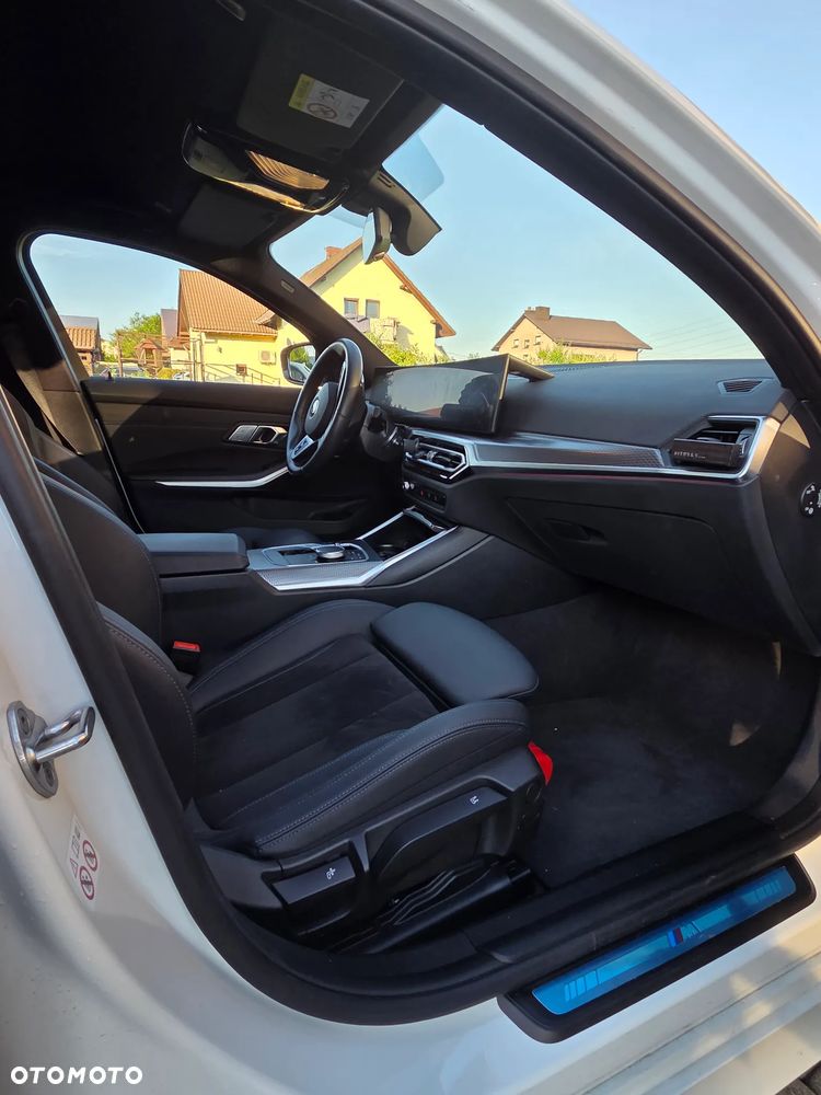 BMW Seria 3 320d xDrive mHEV M Sport - 9