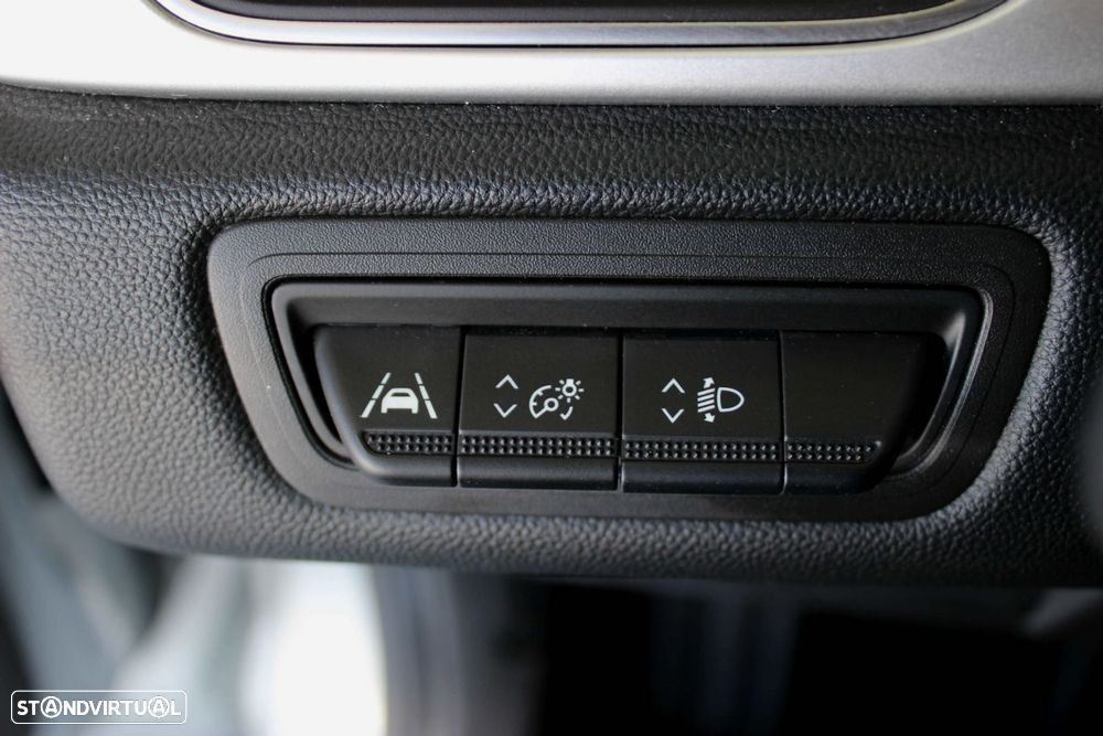 Renault Captur 1.0 TCe Exclusive - 26