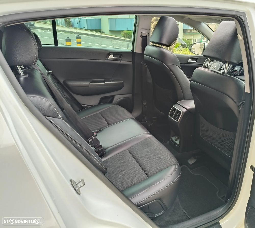 Kia Sportage 1.7 CRDI ISG TX Prime - 25