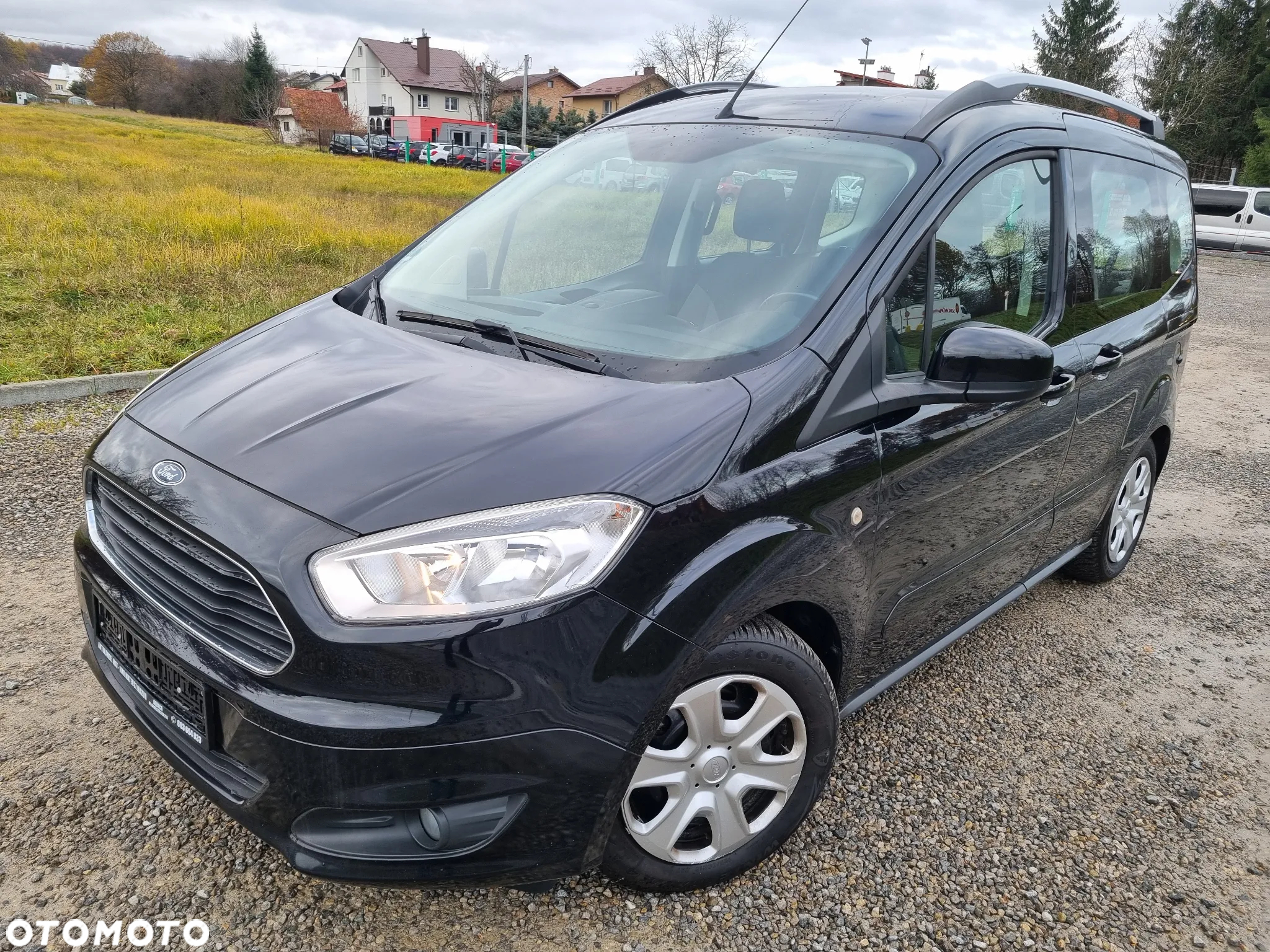 Ford Tourneo Courier 1.0 EcoBoost S&S Ambiente - 2