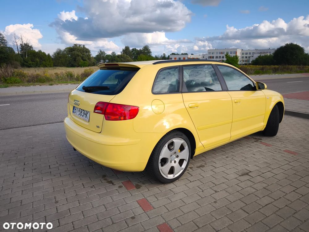 Audi A3 Sportback 1.6 FSI Ambition - 2