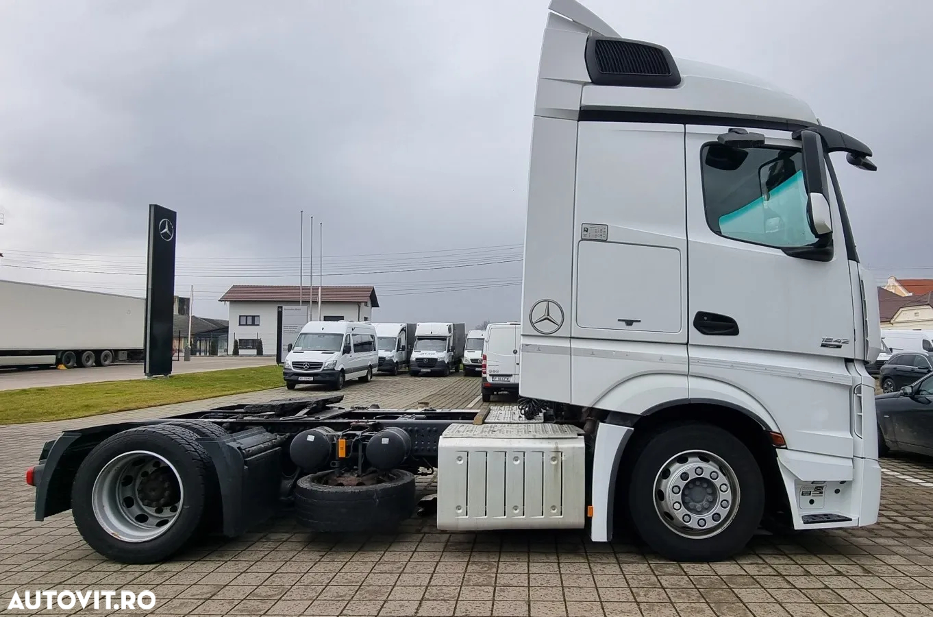Mercedes-Benz Actros - 4