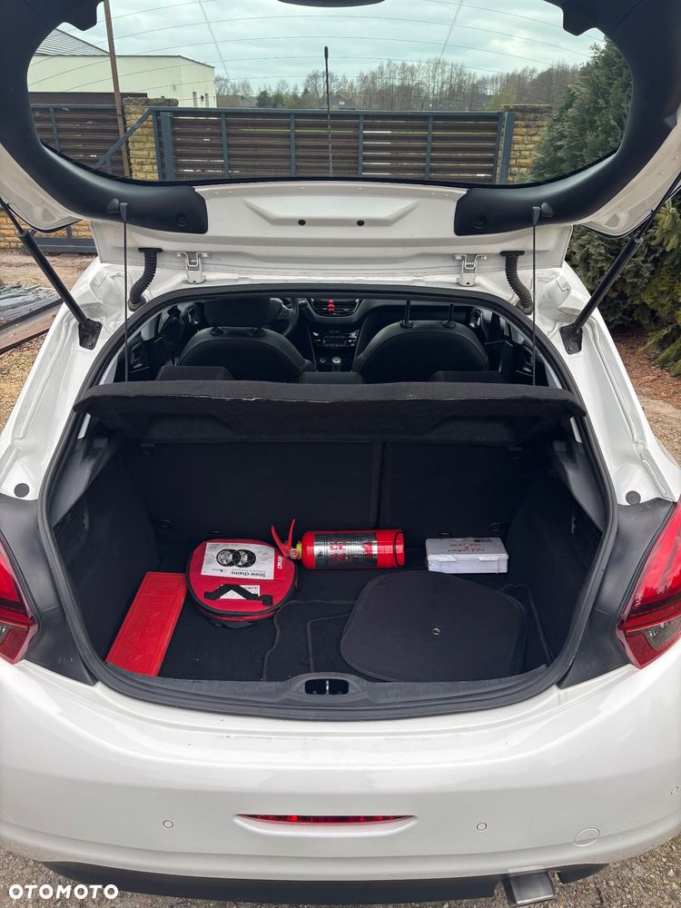 Peugeot 208 1.6 VTi Allure - 11