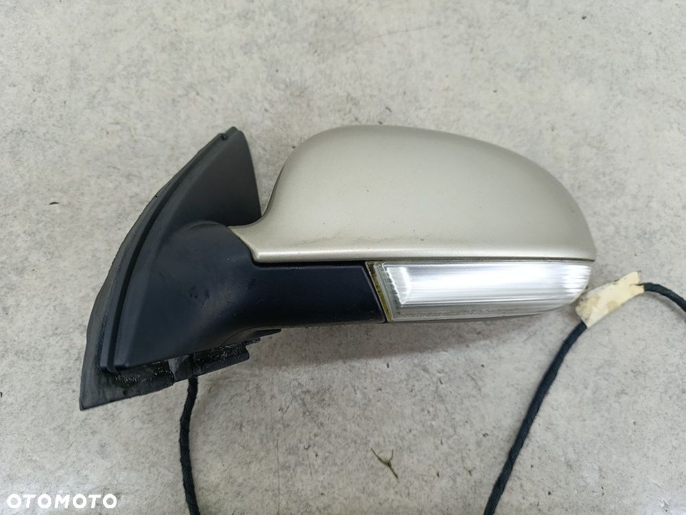 LUSTERKO LEWE VW JETTA V LD1W - 2