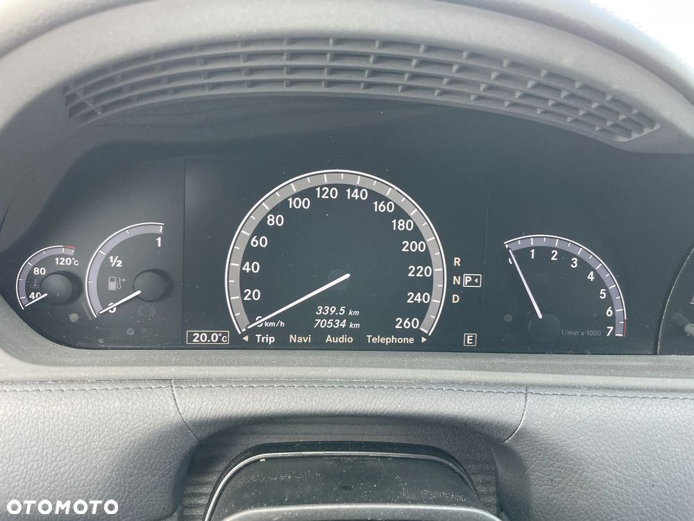 Mercedes-Benz CL 500 (BlueEFFICIENCY) 7G-TRONIC - 17