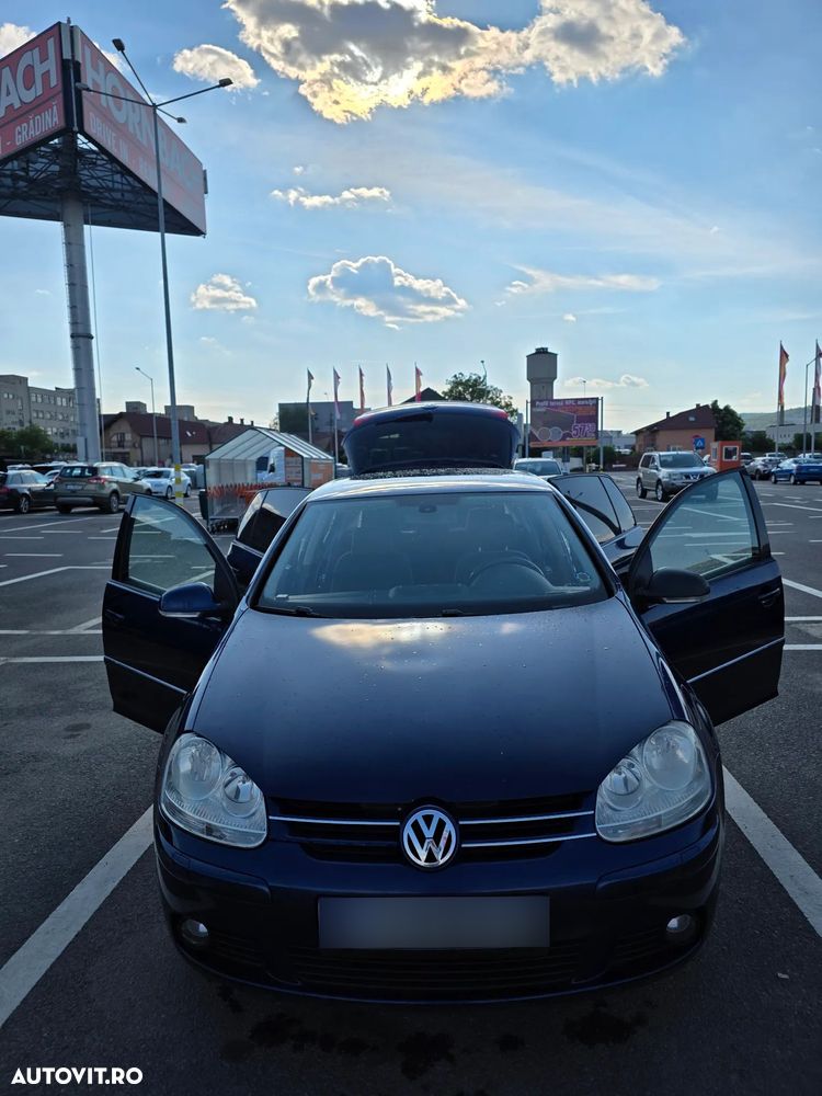 Volkswagen Golf 1.6 Comfortline - 5
