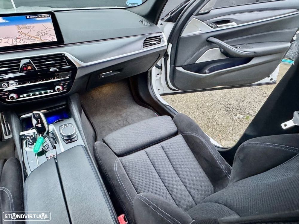 BMW 520 d xDrive Pack M Auto - 9