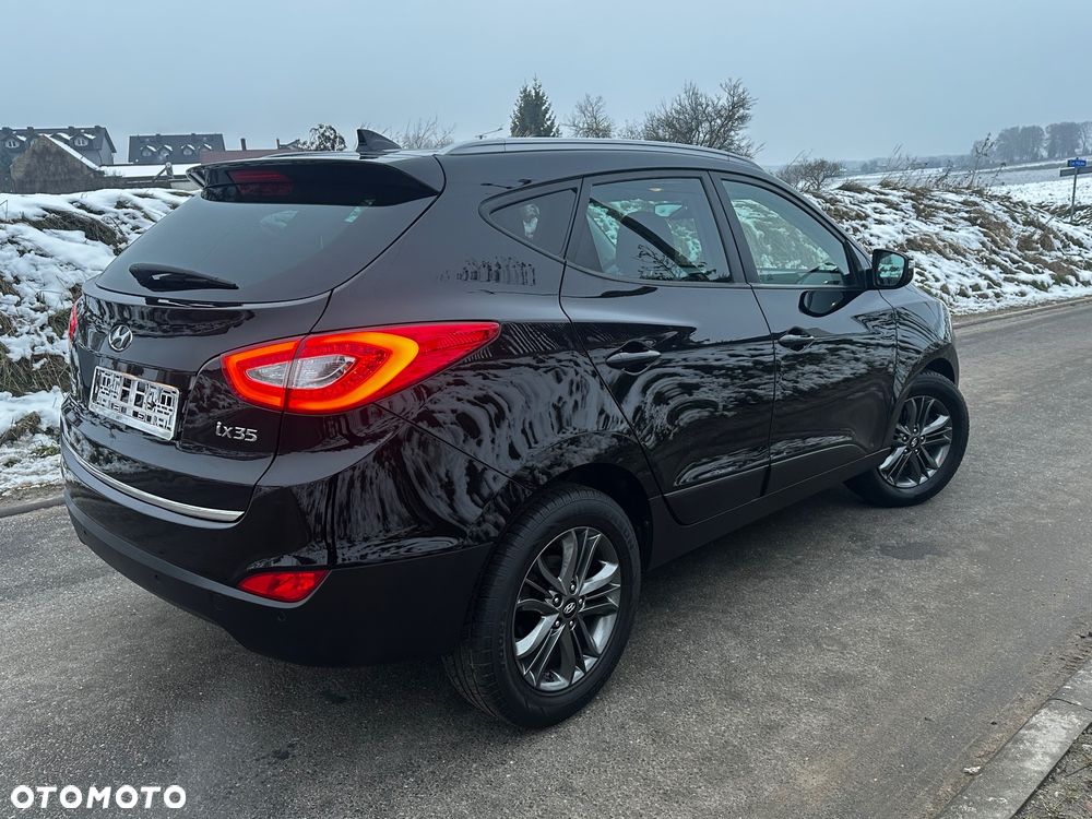 Hyundai ix35 1.6 2WD Fifa World Cup Edition - 12