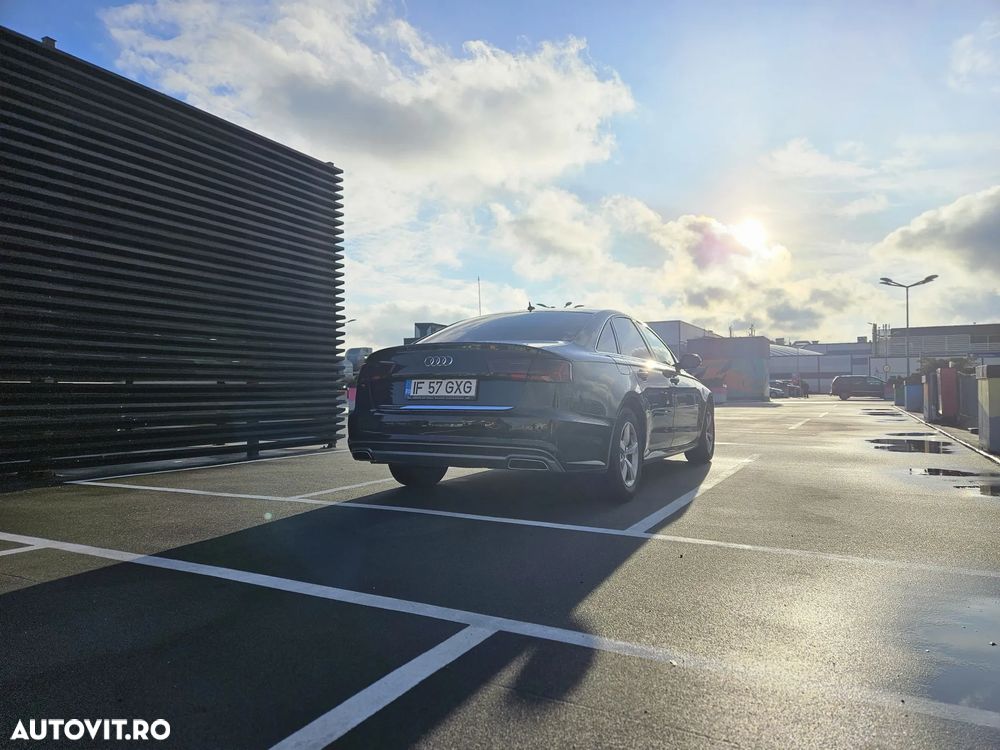 Audi A6 2.0 TDI Ultra DPF S tronic - 12