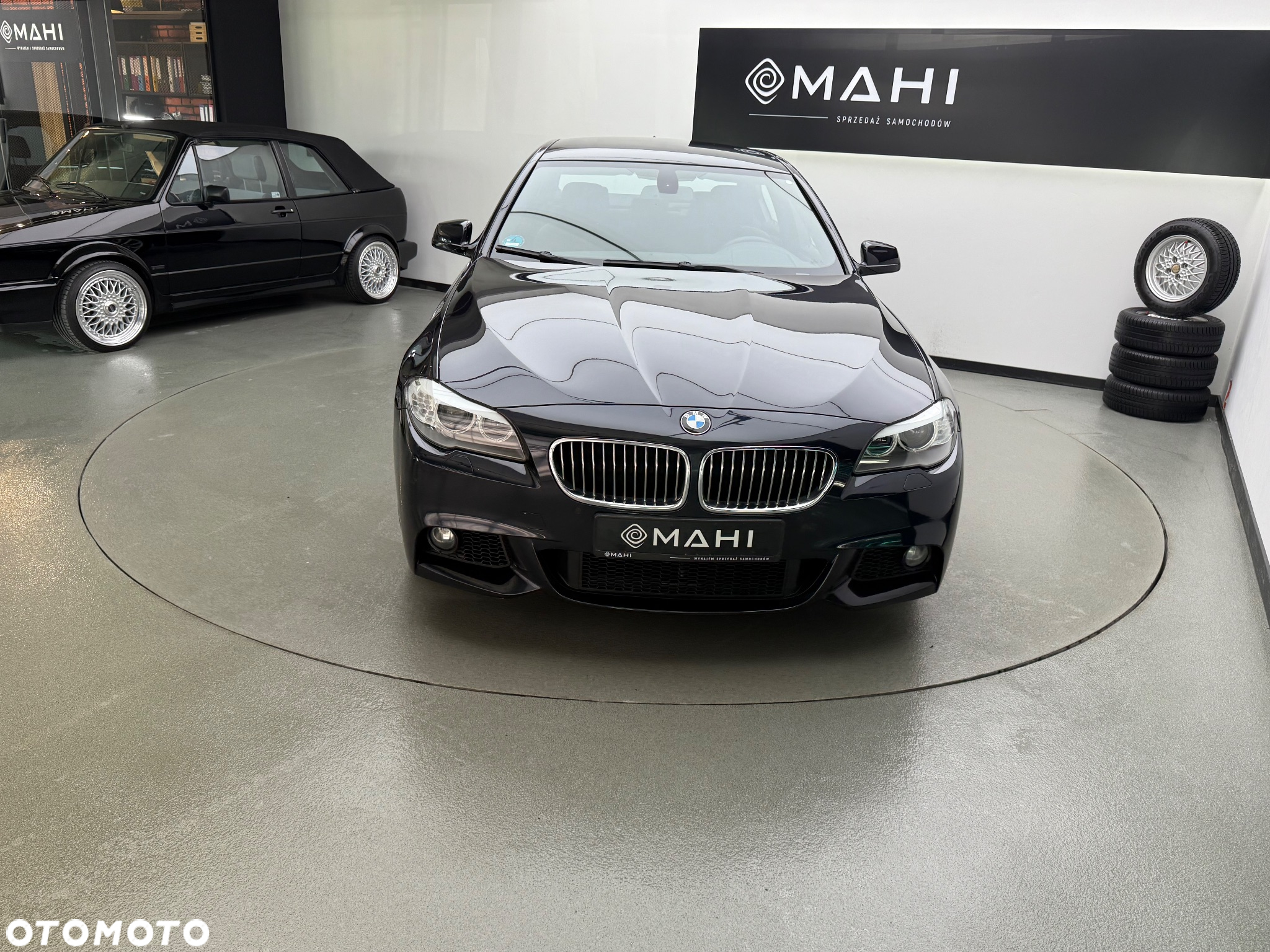 BMW Seria 5 520i Touring Luxury Line - 16
