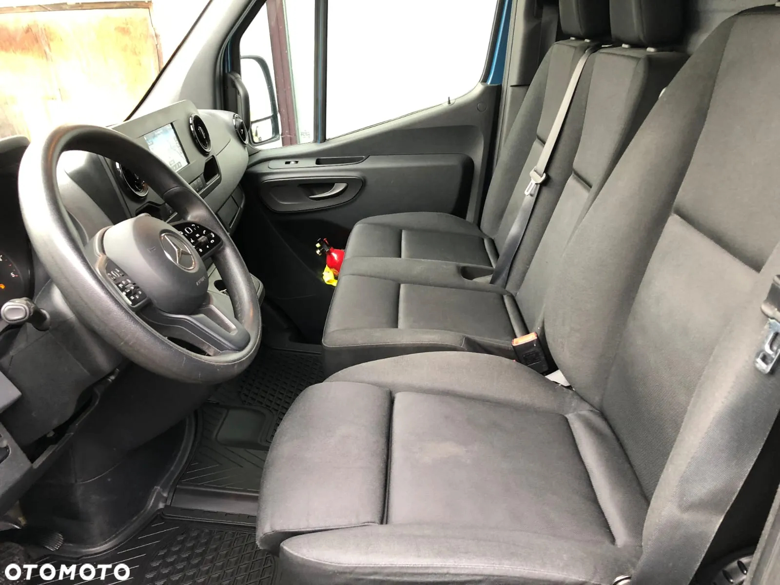 Mercedes-Benz Sprinter 317 - 11
