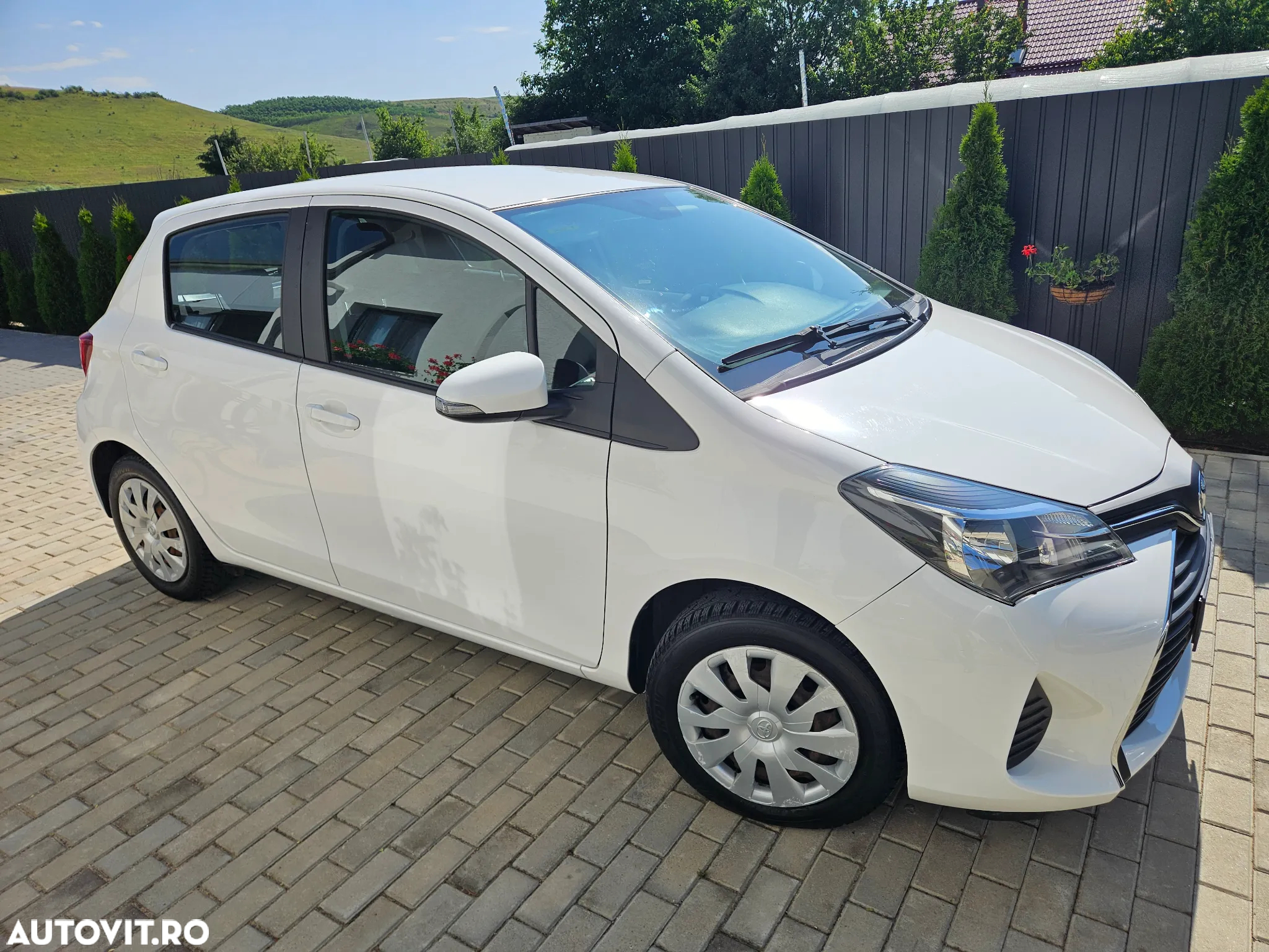 Toyota Yaris - 5