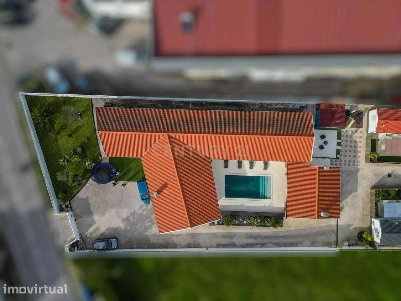 Moradia Terrea T4 com Piscina e Jardim - Um Paraiso as portas a Figuei - Grande imagem: 2/60