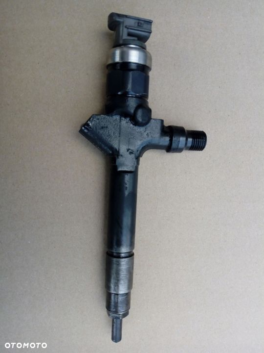 Mazda 5 6 2.0CITD 2.0 wtyskiwacz RF7J - 1