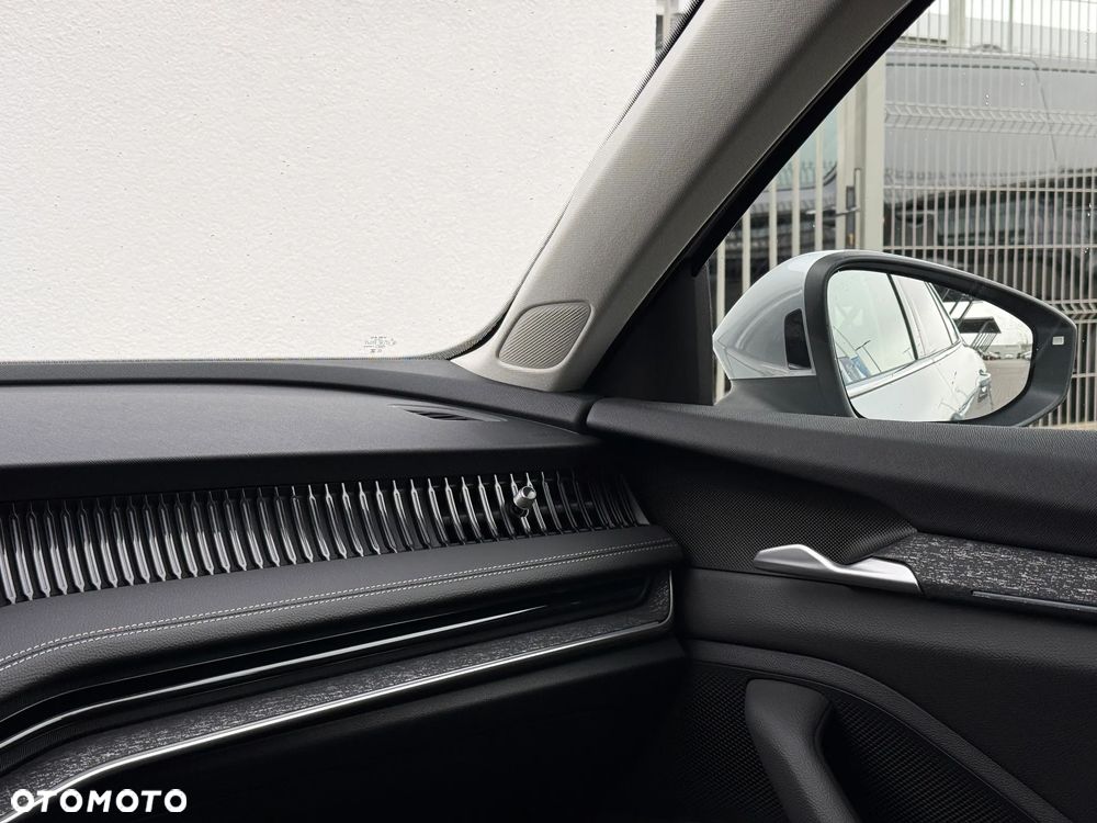 Skoda Superb 1.5 TSI mHEV Selection DSG - 17