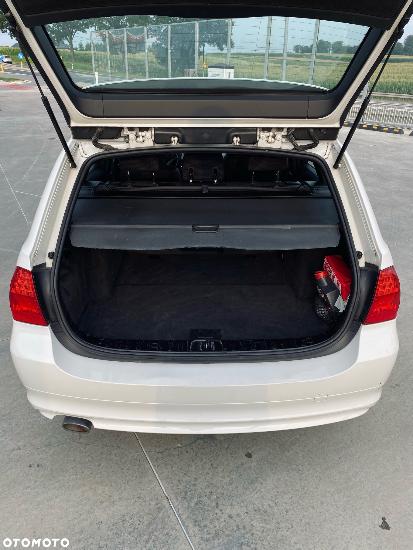 BMW Seria 3 320d Touring xDrive - 11