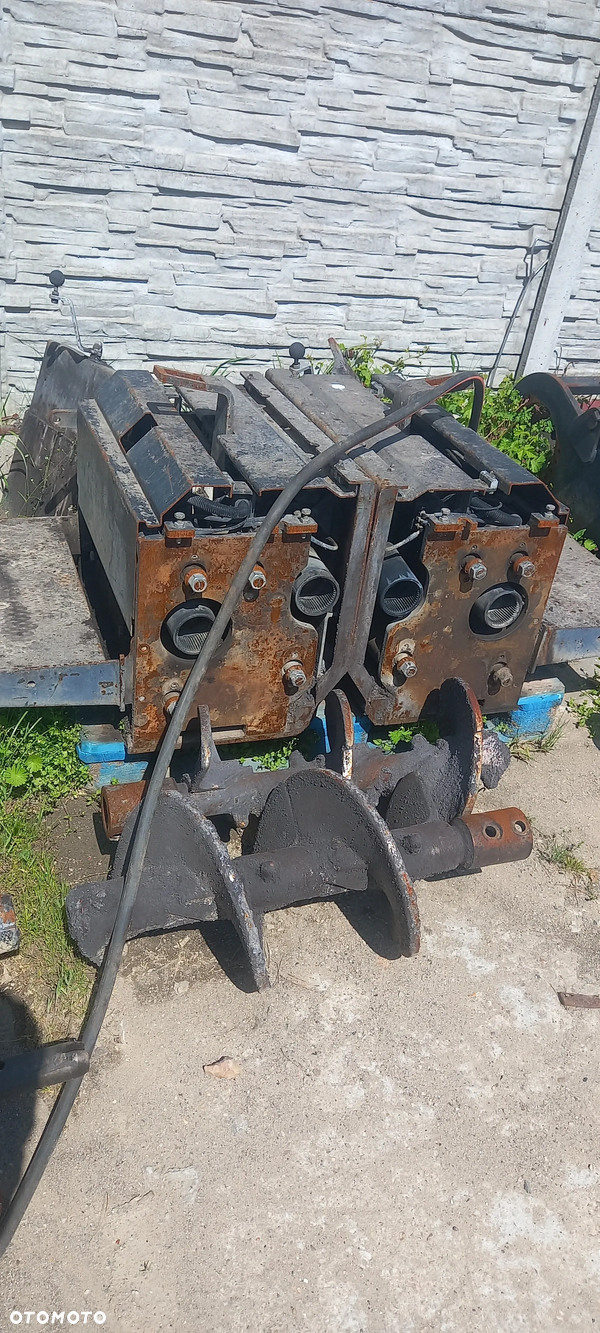 Poszerzenia i ślimaki do volvo 7820 6820 8820 elektryczne 2x 75cm