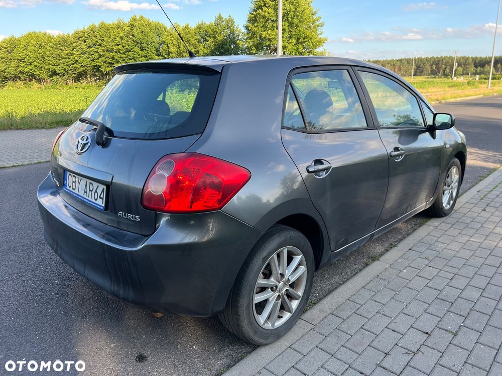 Toyota Auris 1.4 D-4D Luna - 6