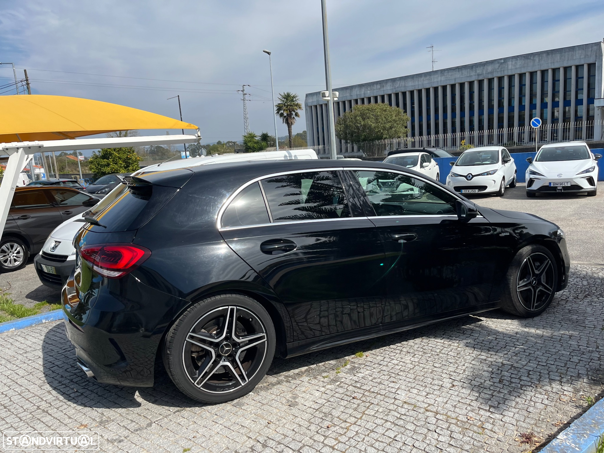 Mercedes-Benz A 35 AMG 4Matic - 6