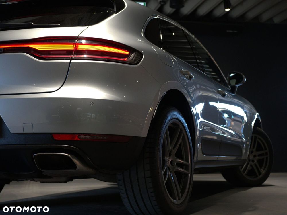 Porsche Macan Standard - 14