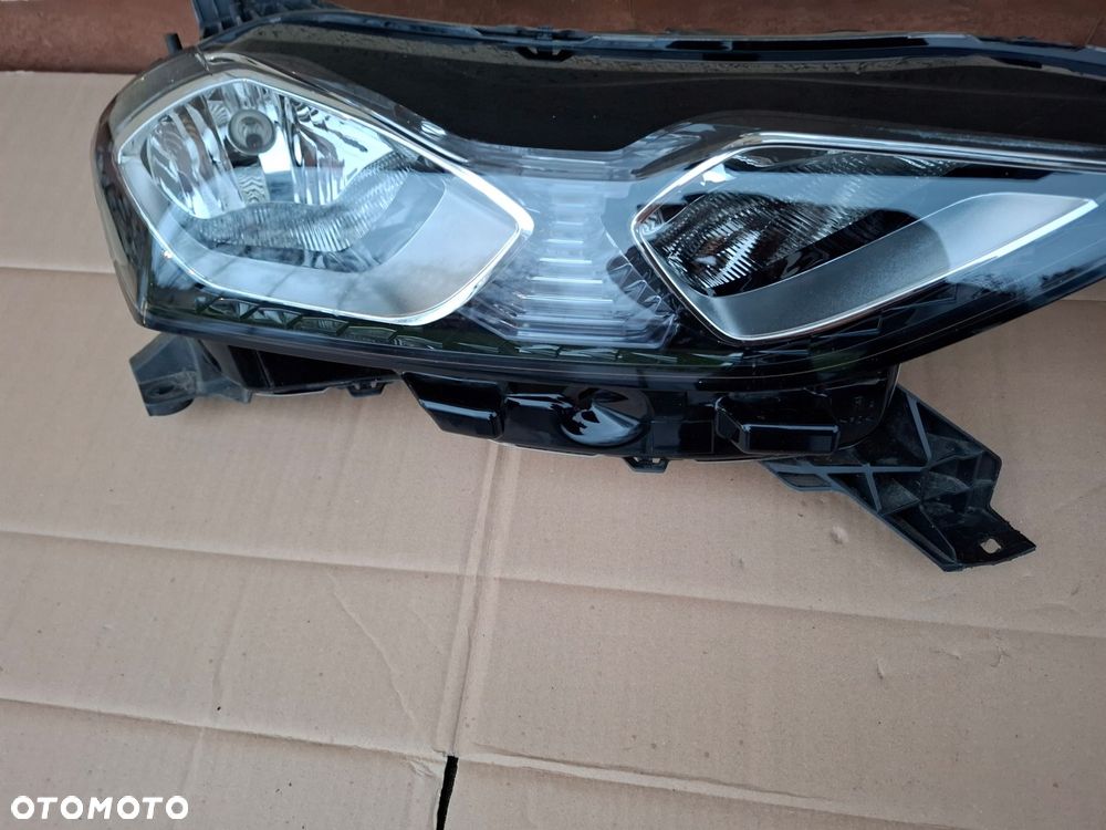 lampa przednia citroen ds3 crossback oryginał ładny stan - 6