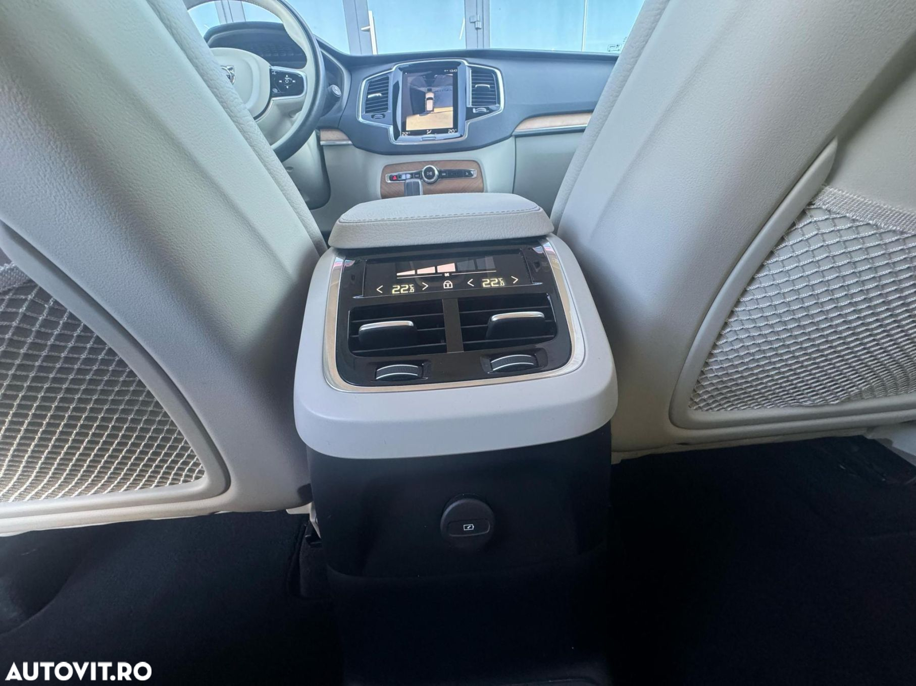 Volvo XC 90 T8 AWD Recharge Geartronic Inscription - 19