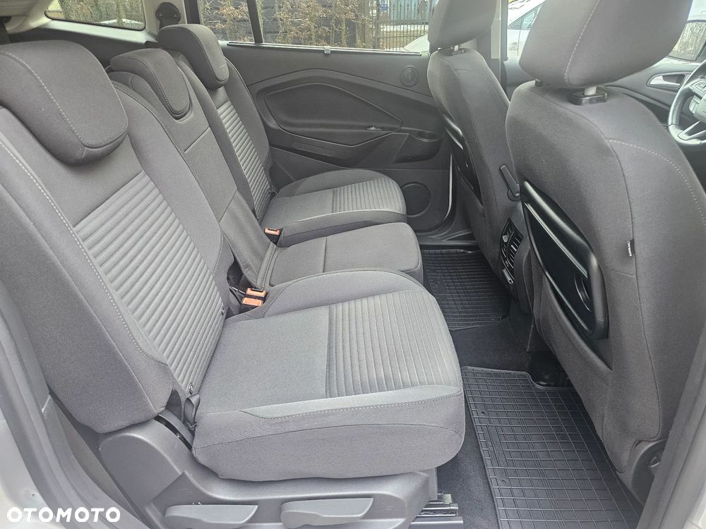 Ford Grand C-MAX - 8