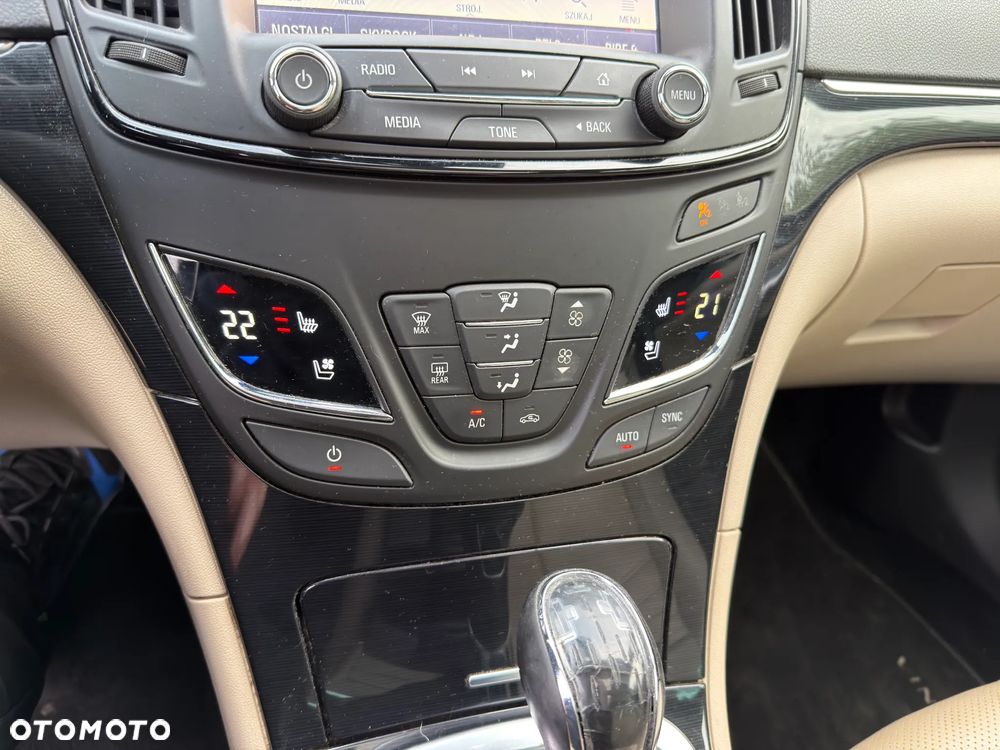 Opel Insignia - 24
