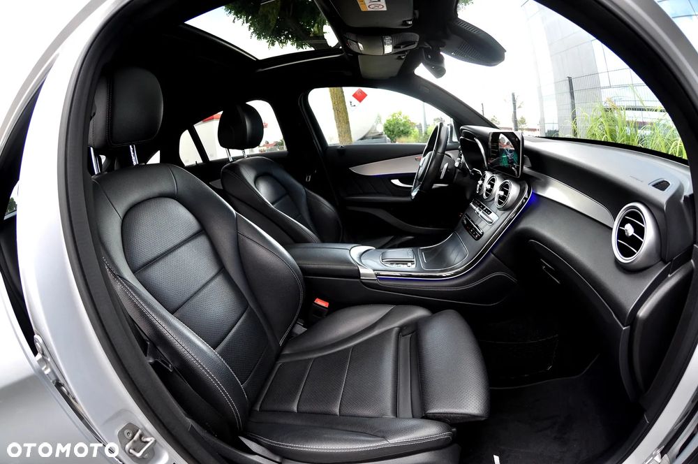 Mercedes-Benz GLC 200 d 4Matic 9G-TRONIC AMG Line - 23