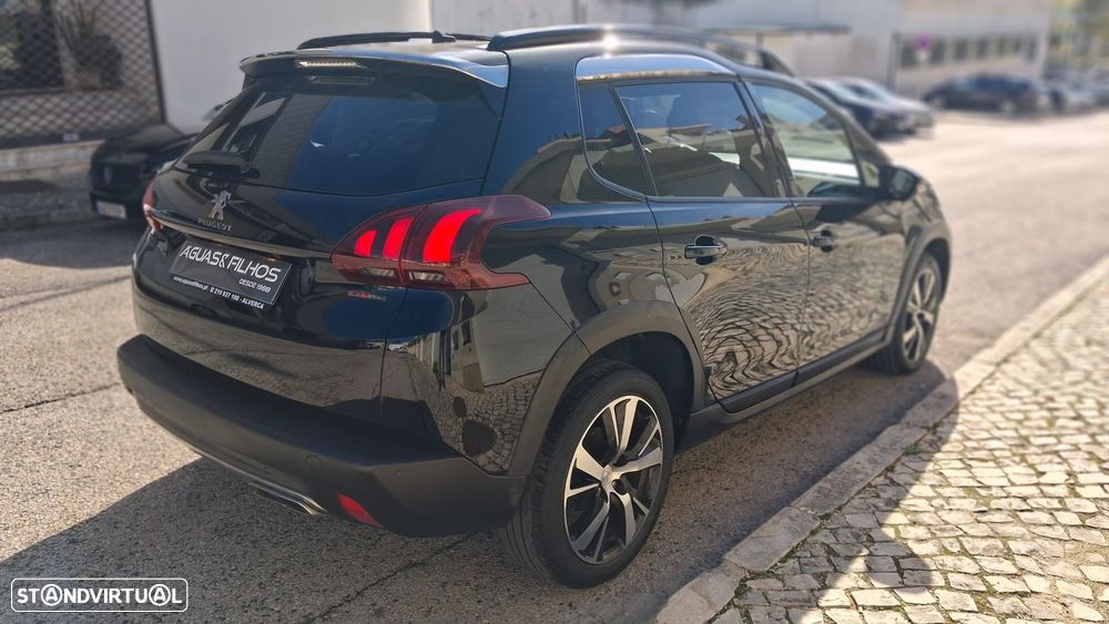 Peugeot 2008 1.6 BlueHDi GT Line - 3