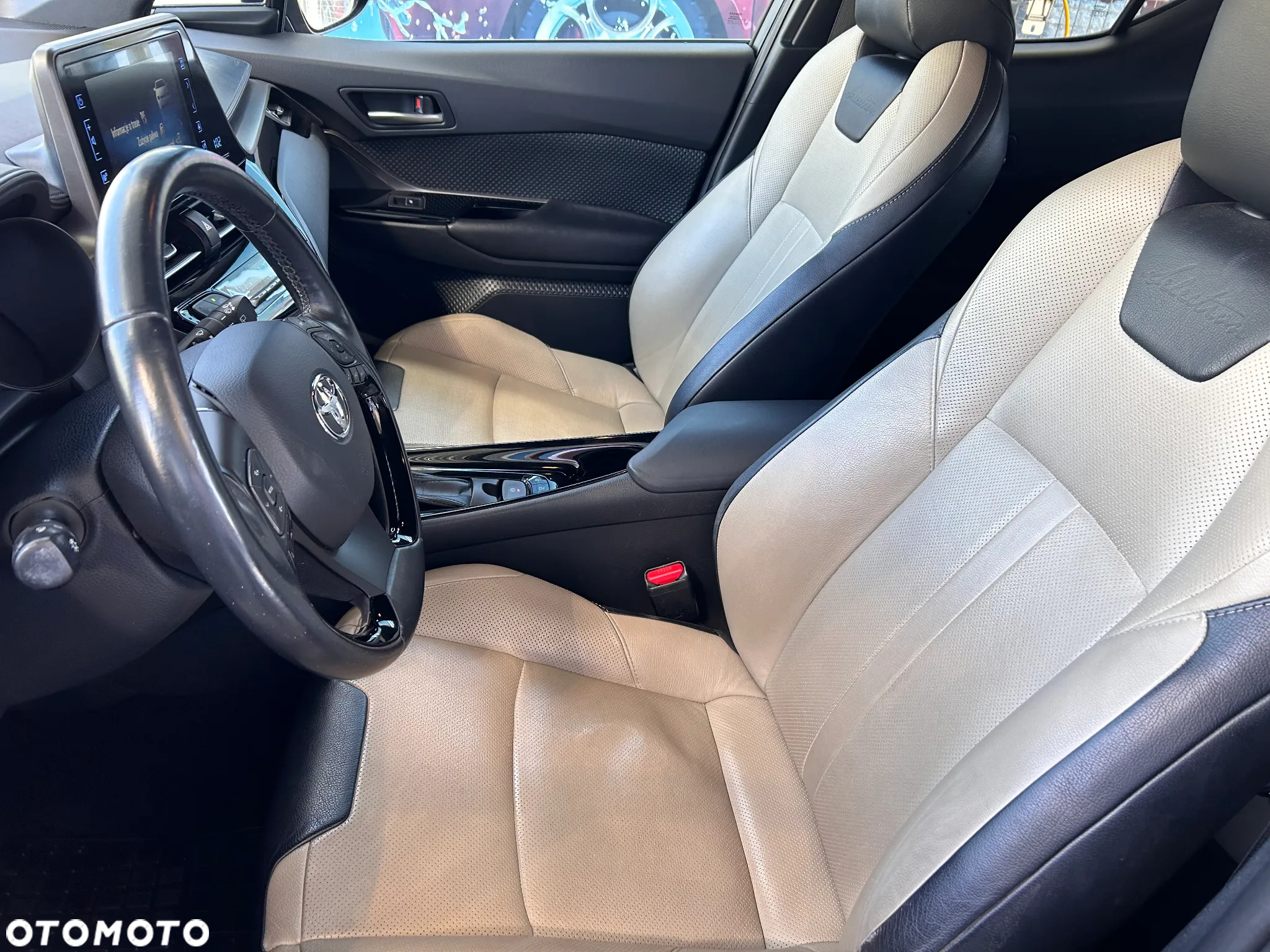 Toyota C-HR 1.8 Hybrid Prestige - 16