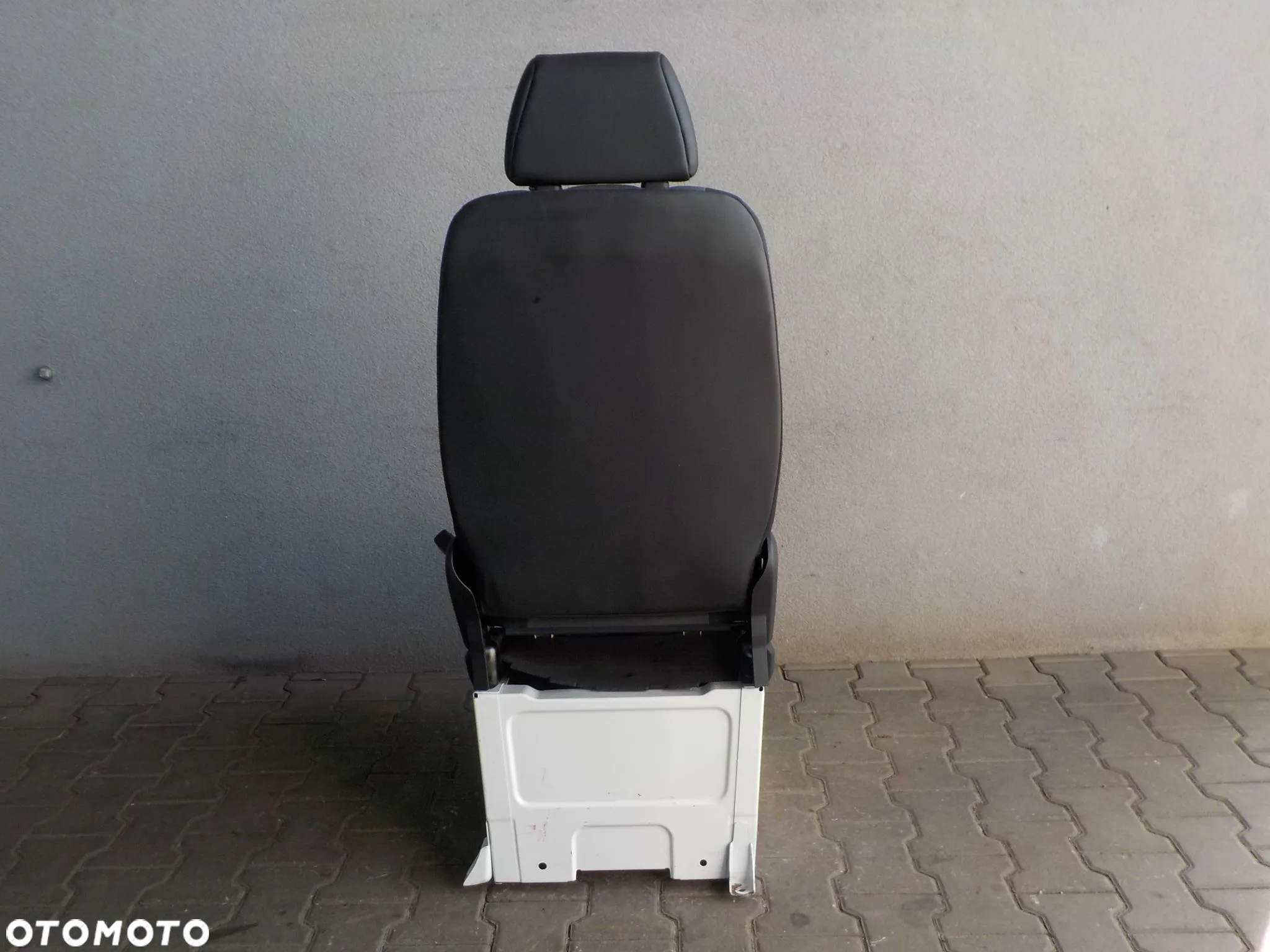 VW CRAFTER SPRINTER W906 FOTEL SIEDZENIE PASAŻERA PRAWY Z PODSTAWĄ - 6