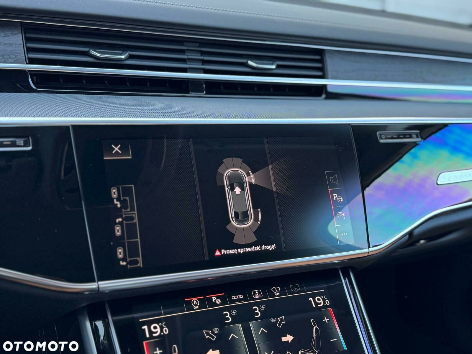 Audi A8 - 33
